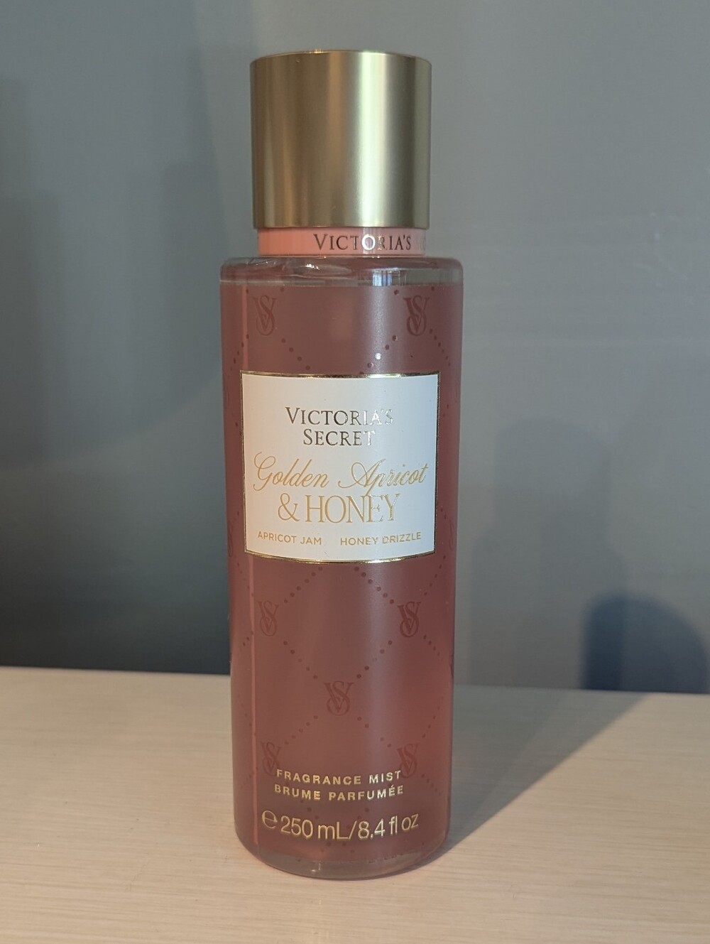 Victoria's Secret Golden Apricot & Honey Fragrance Mist - Pink with Gold Cap